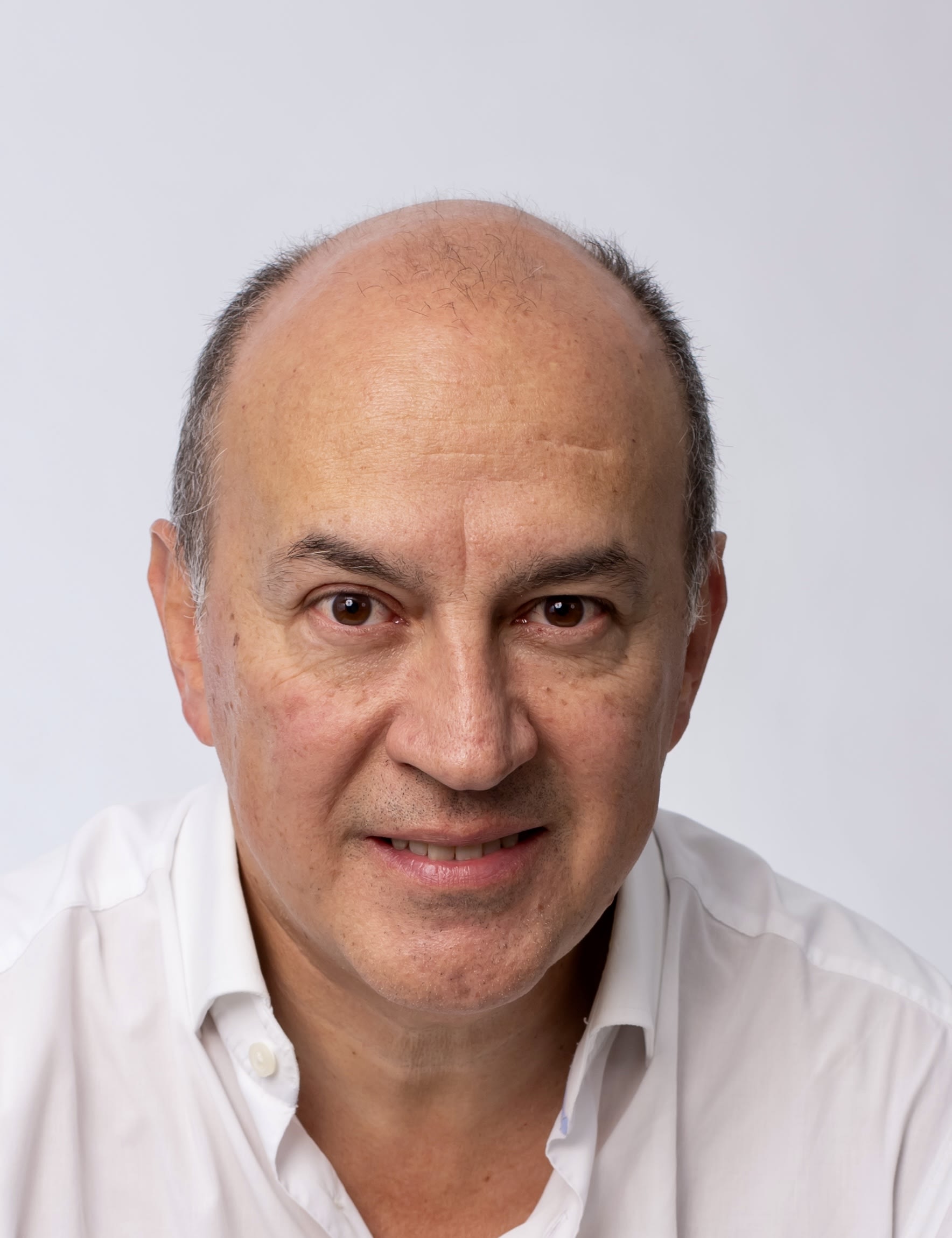 Alfonso  Neira Pinto