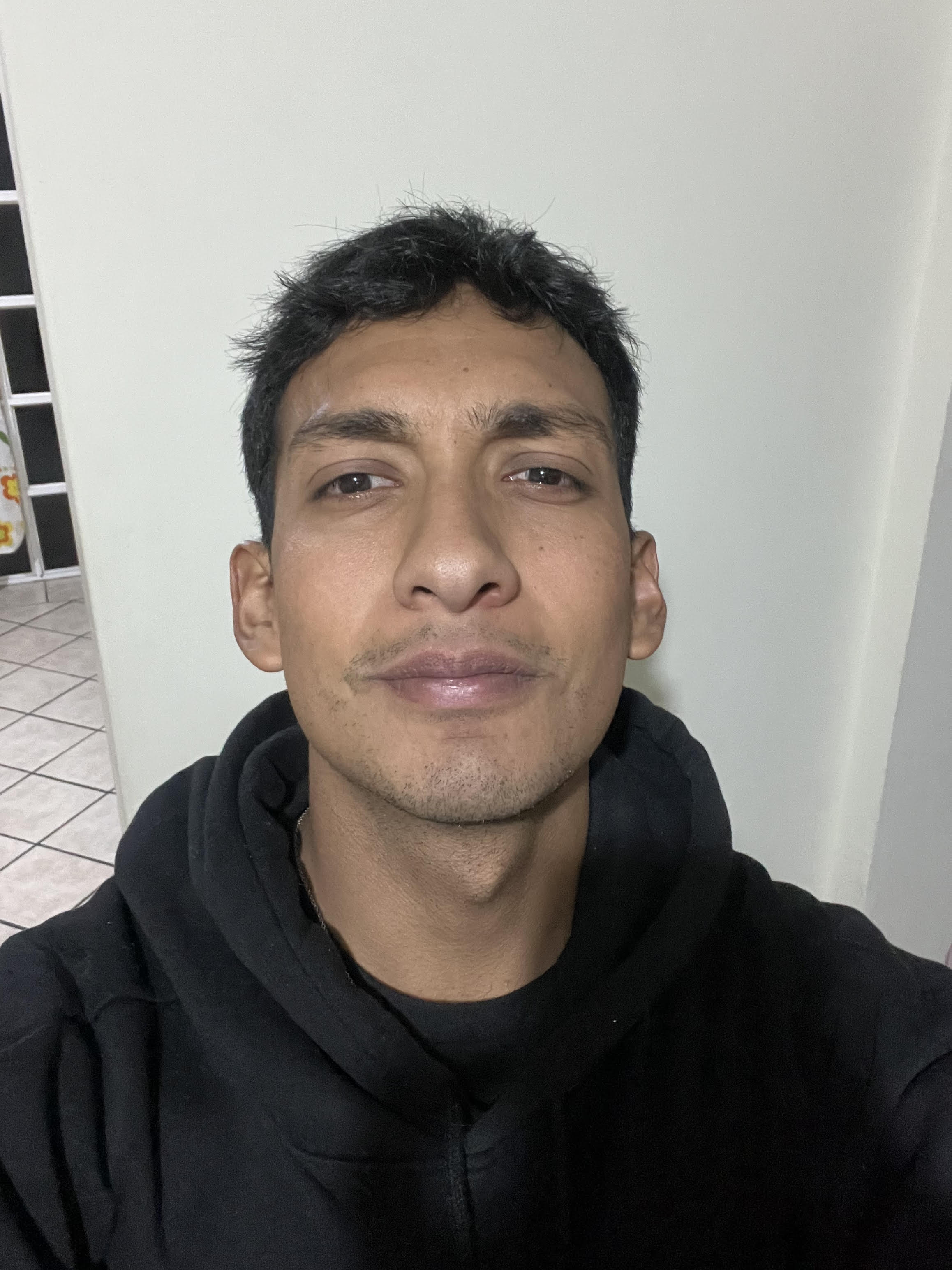 Jezrael Alejandro  Salinas Gonzalez
